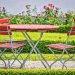 table de jardin avec trou pour parasol
