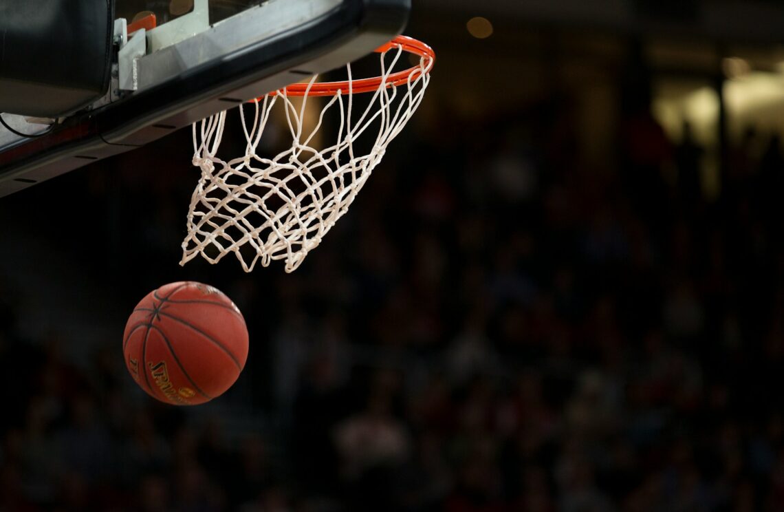 jeu au basketball